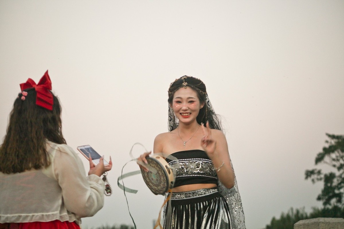 傍晚——明湖岸边抓拍