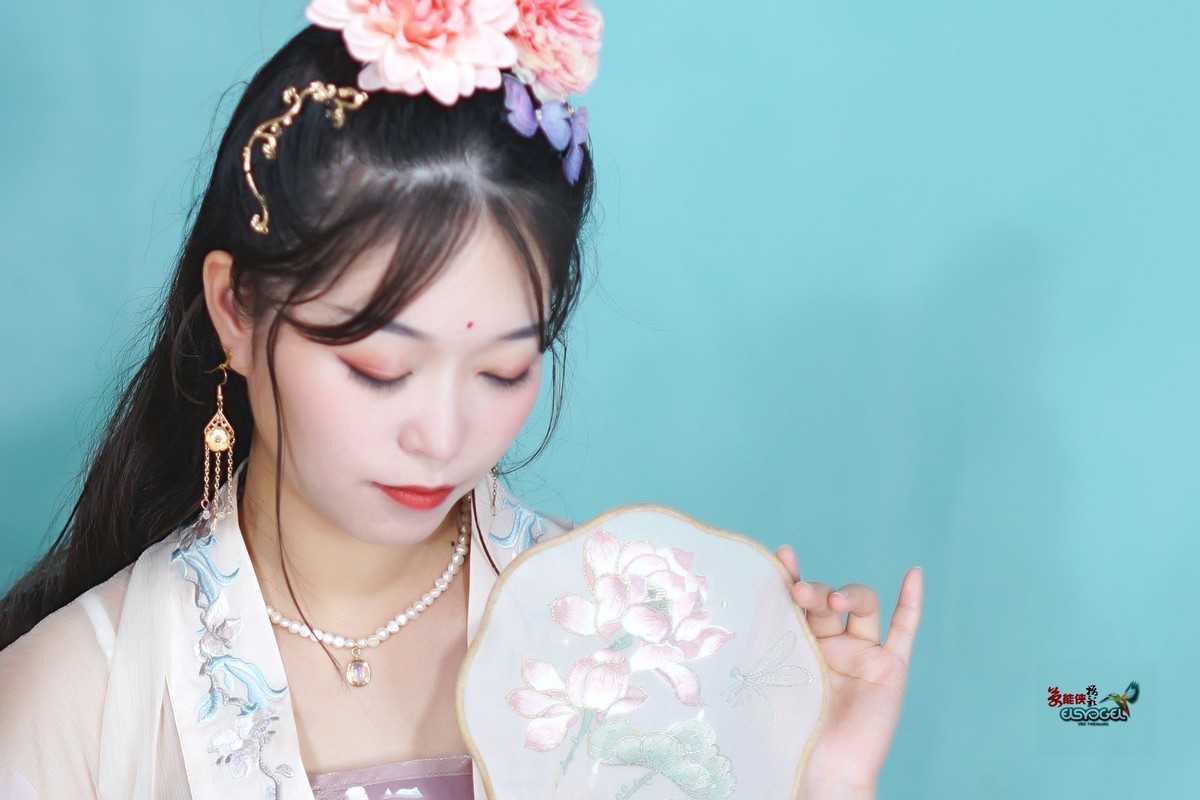 【小家碧玉】---小怡