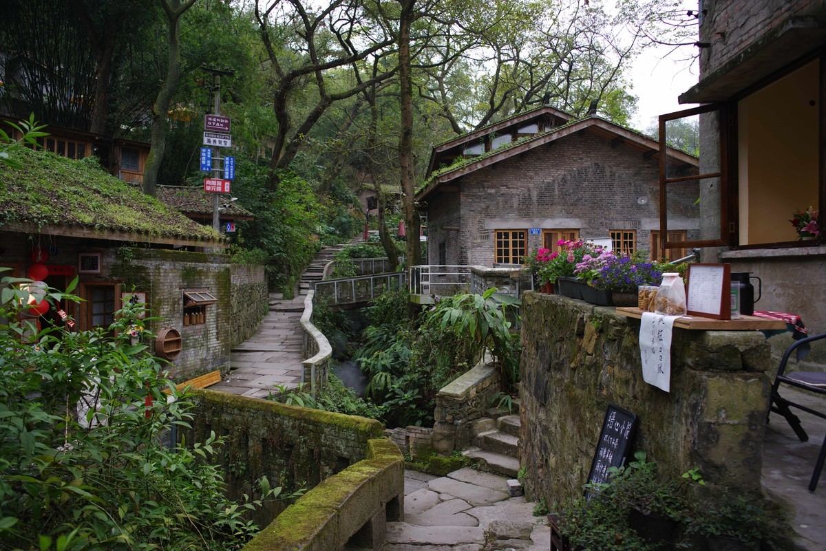 嘉陵江畔金刚碑老街