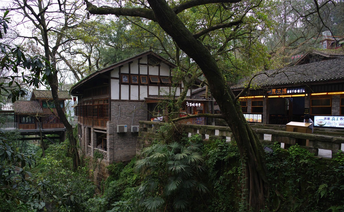 嘉陵江畔金刚碑老街