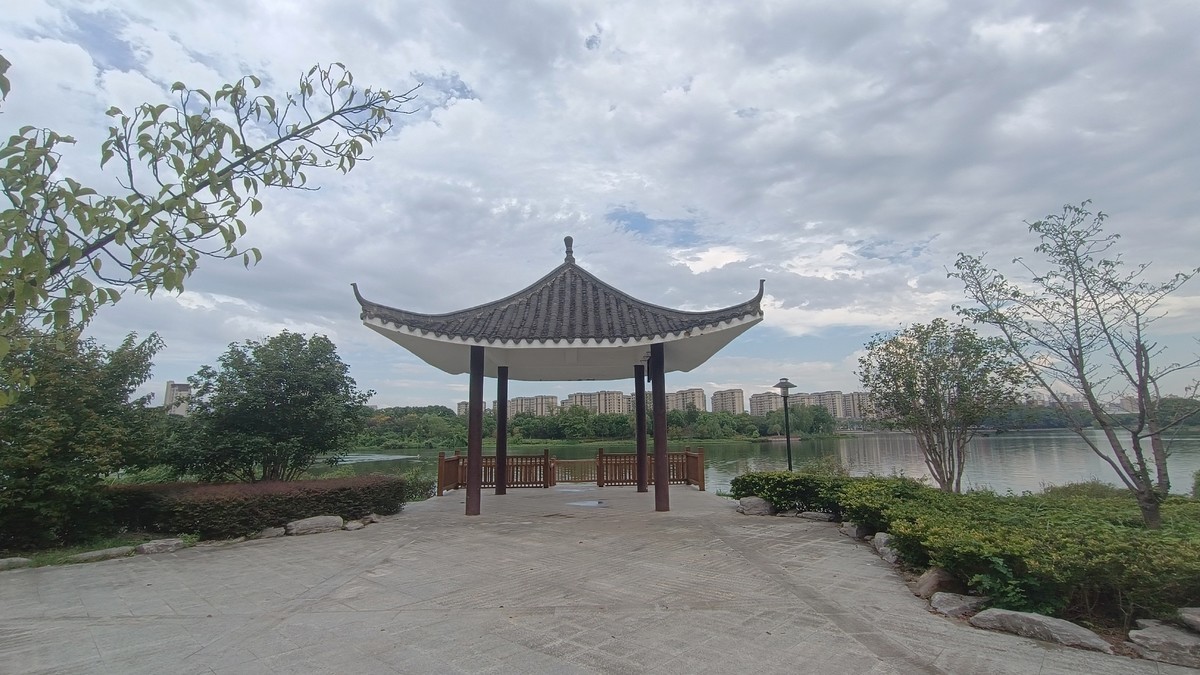 雨后初晴