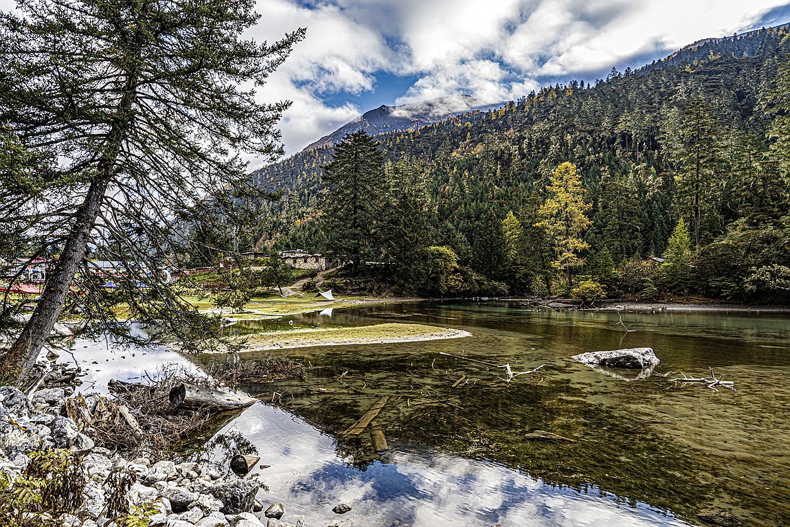 行走在318国道--初探月亮湖【2】