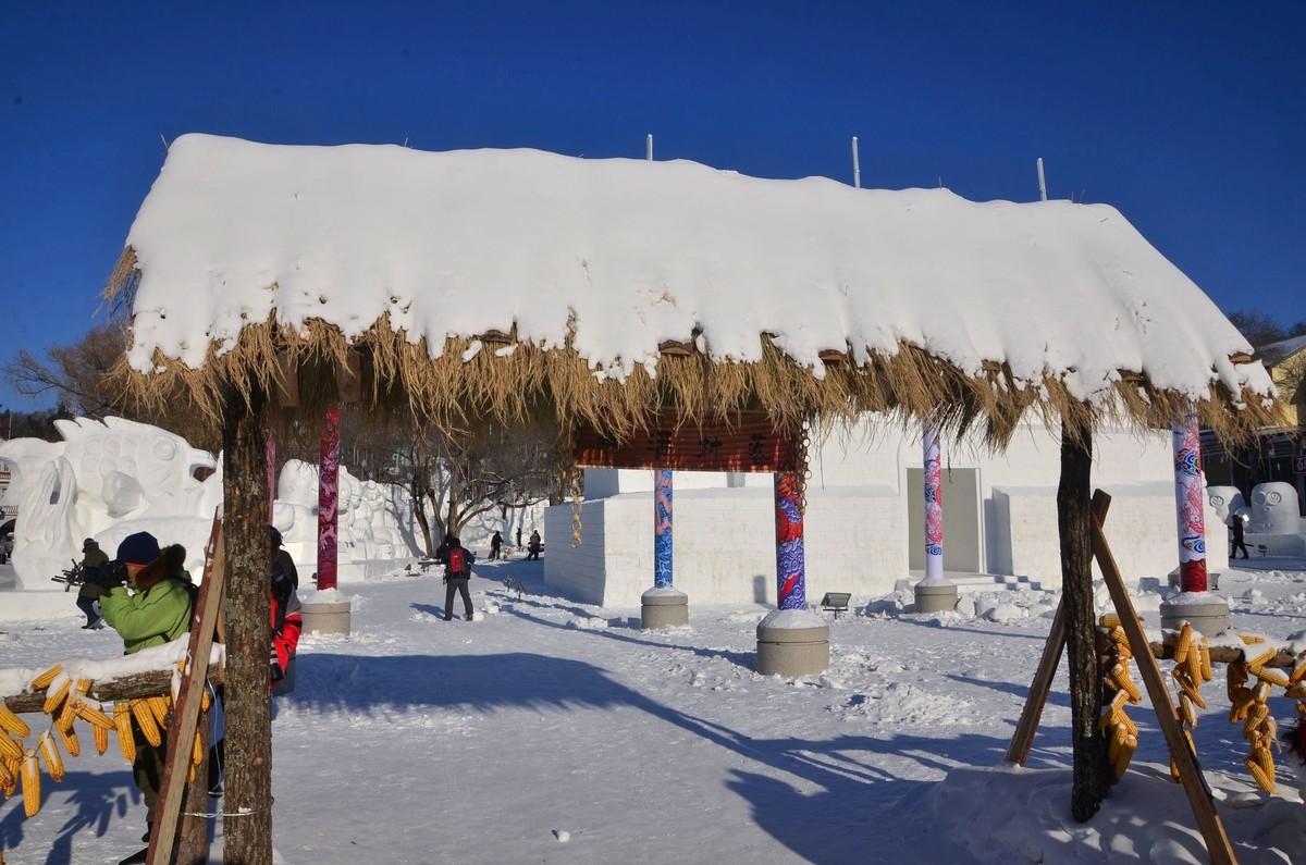 冬日镜泊湖——雪村·雪雕（1）