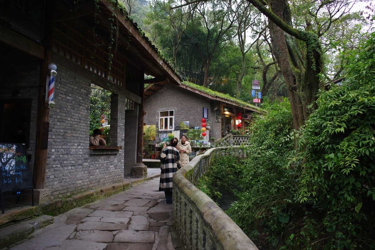 嘉陵江畔金刚碑老街