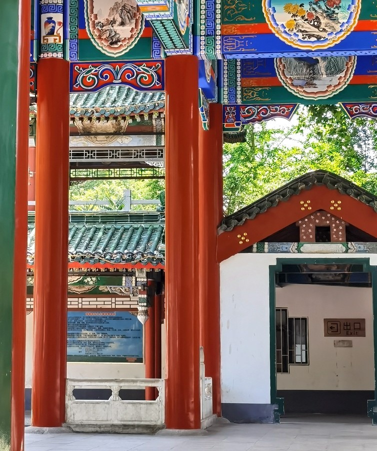 《不老松：纪实摄影》【大好河山系列报導】邯郸游摄：邯郸丛台公园大门里外！ (2)