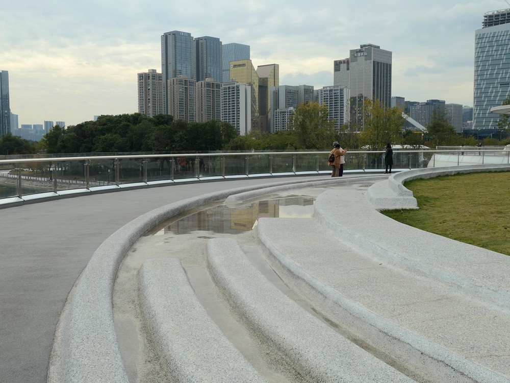 成都锦江上的一座网红挢一《交子人行桥》