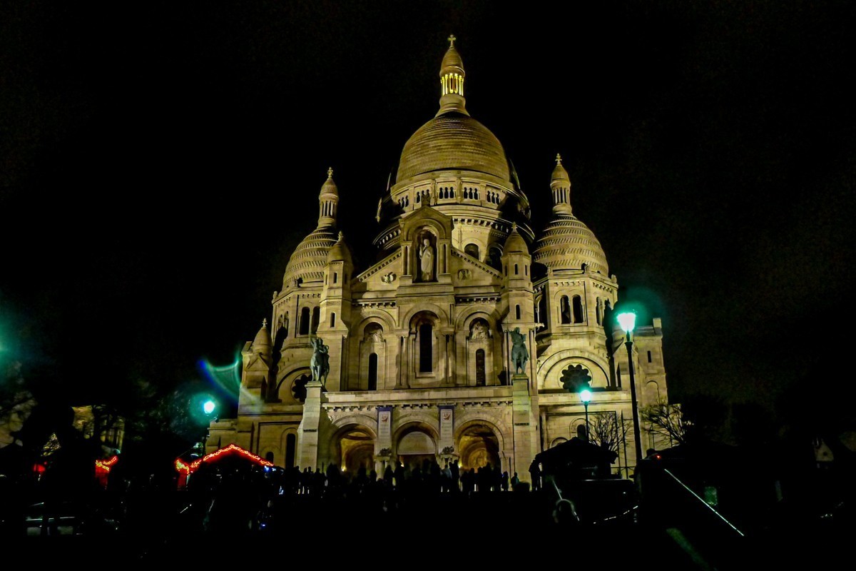 夜摄“Monmartre圣心教堂”（巴黎）