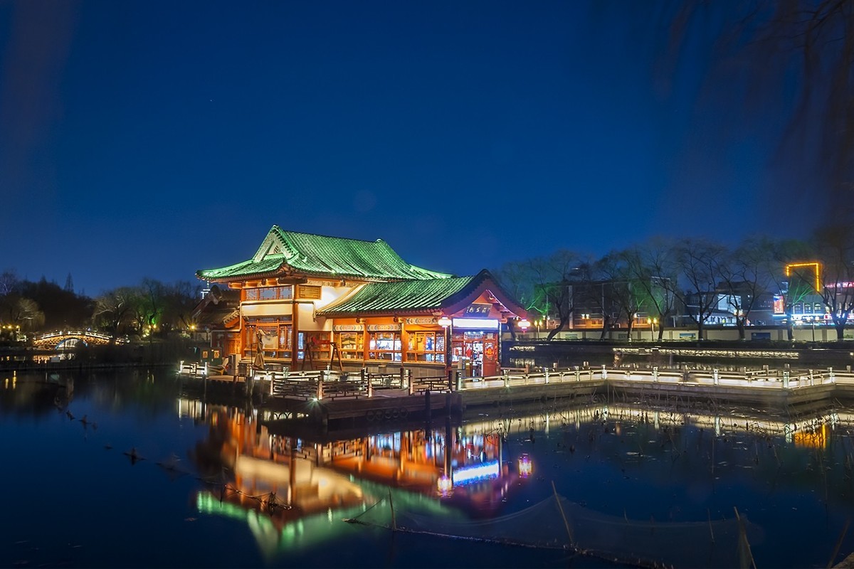 2025明湖夜色美-1