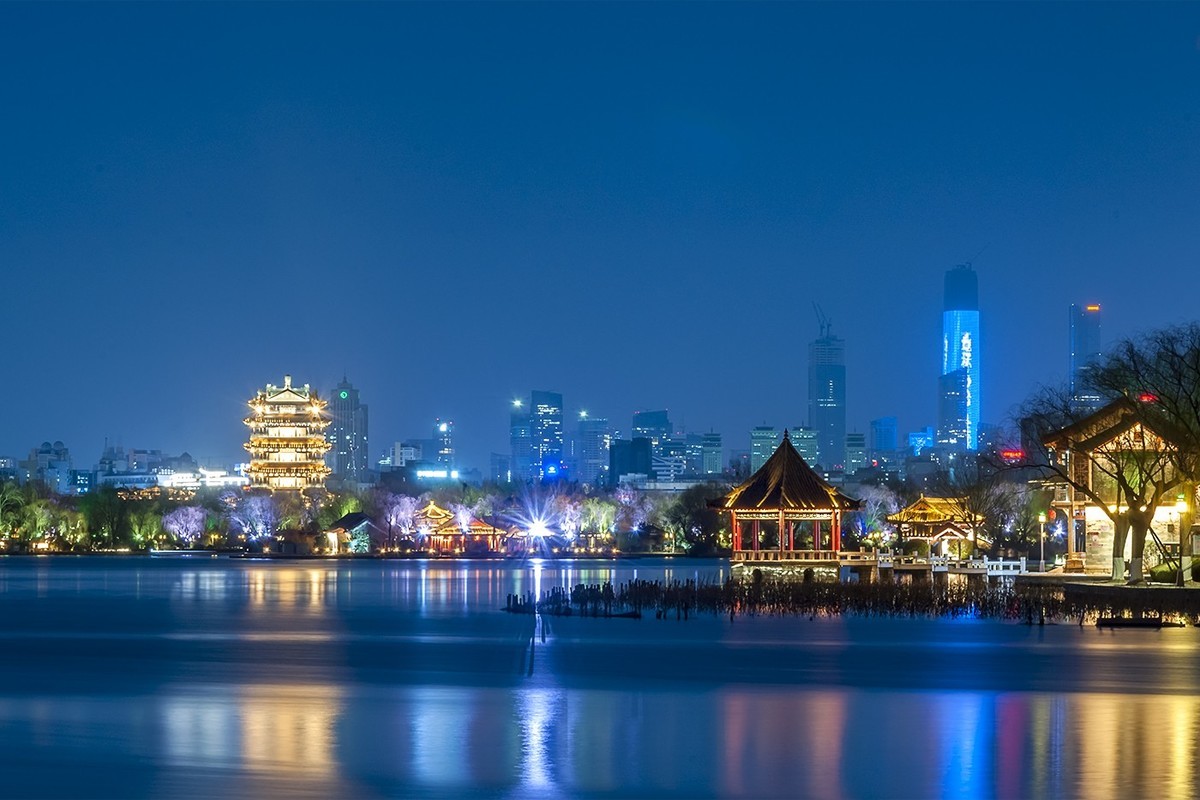 2025明湖夜色美-1