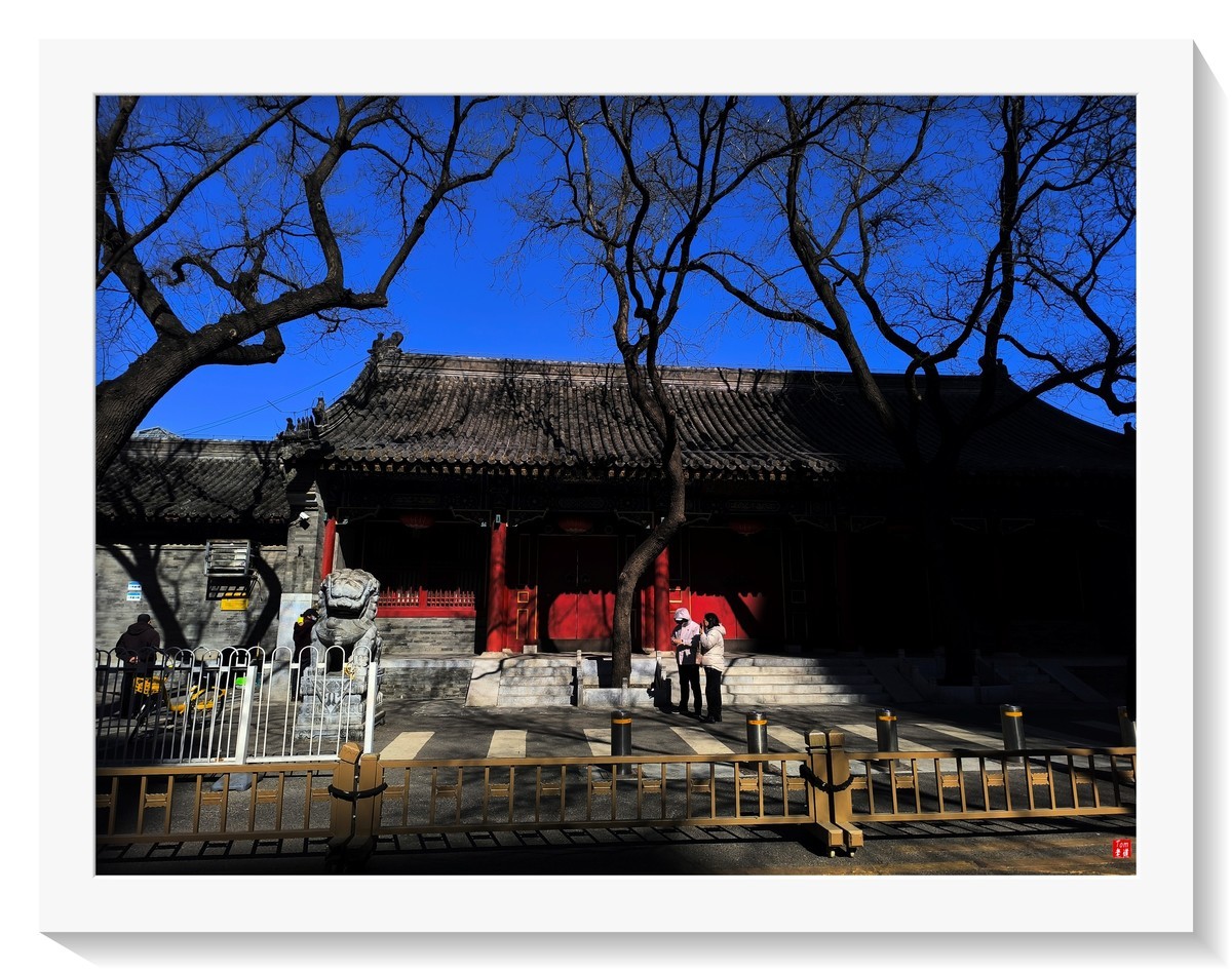 胡同光影摇曳岁月悠悠 （手机版）！