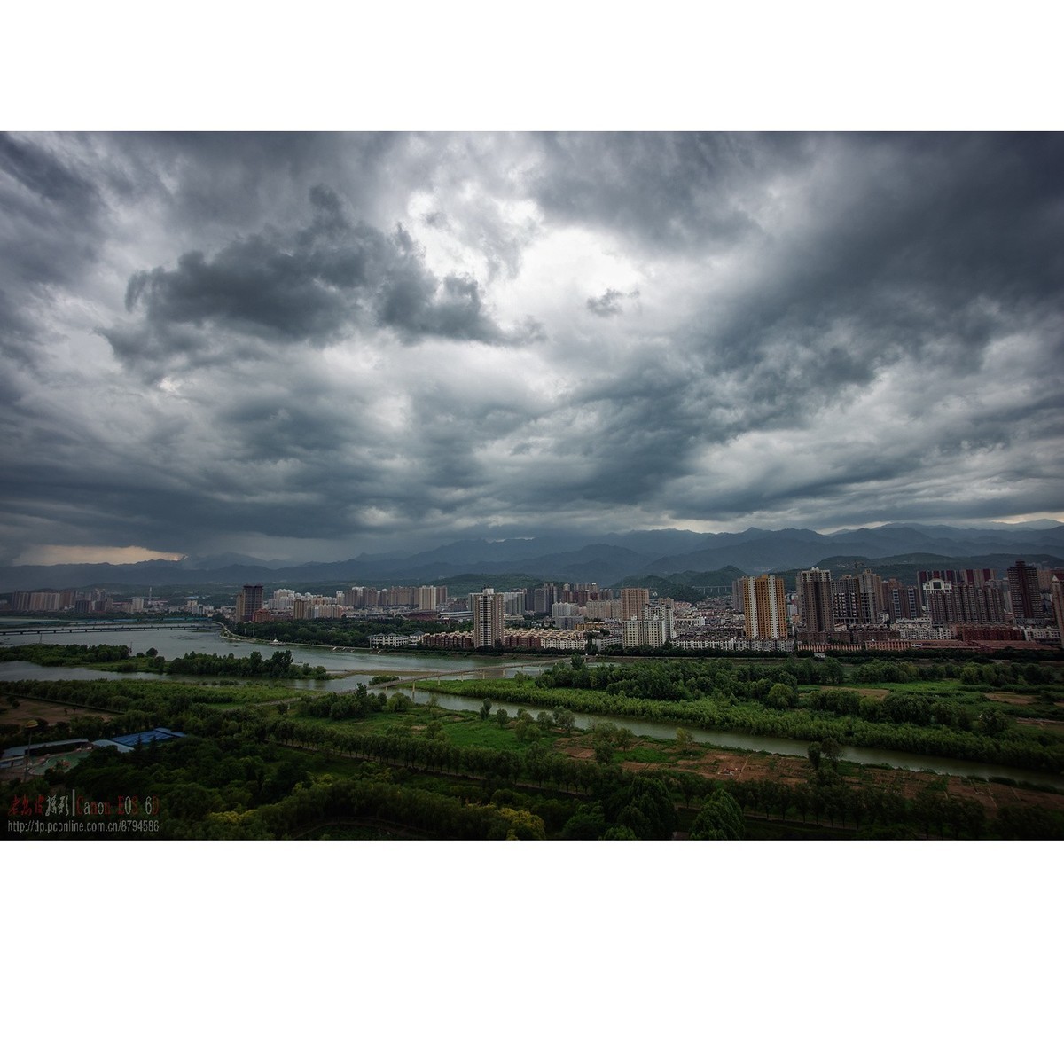 黑云压城城欲摧