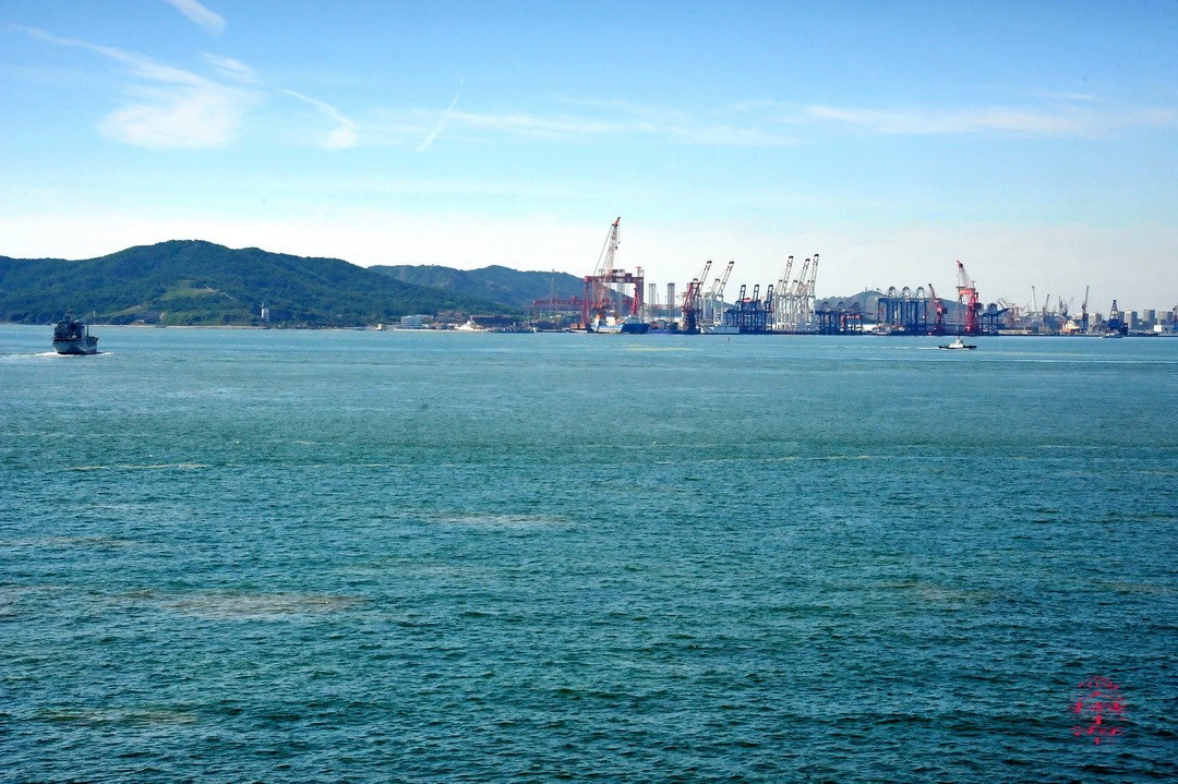 海上看日出 邮轮舷歌    周鸣天