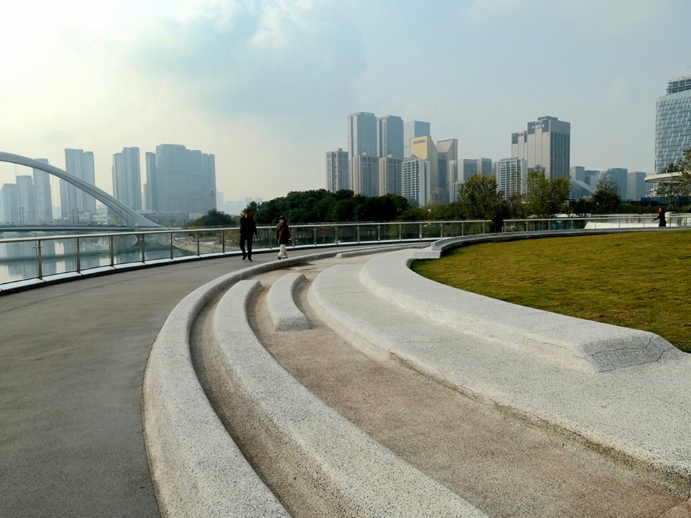 成都锦江上的一座网红挢一《交子人行桥》