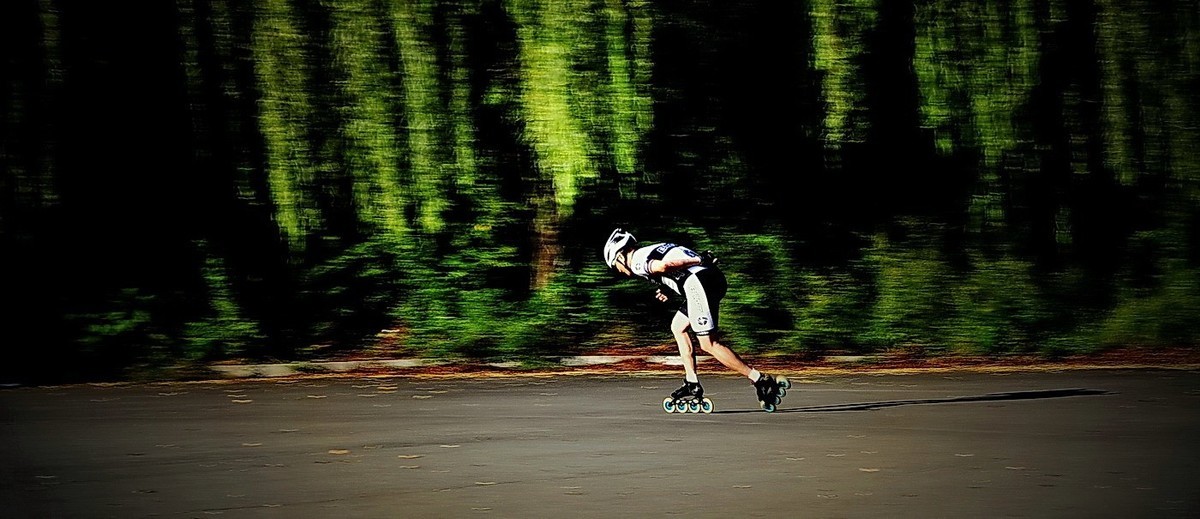 晨练--轮滑美姿