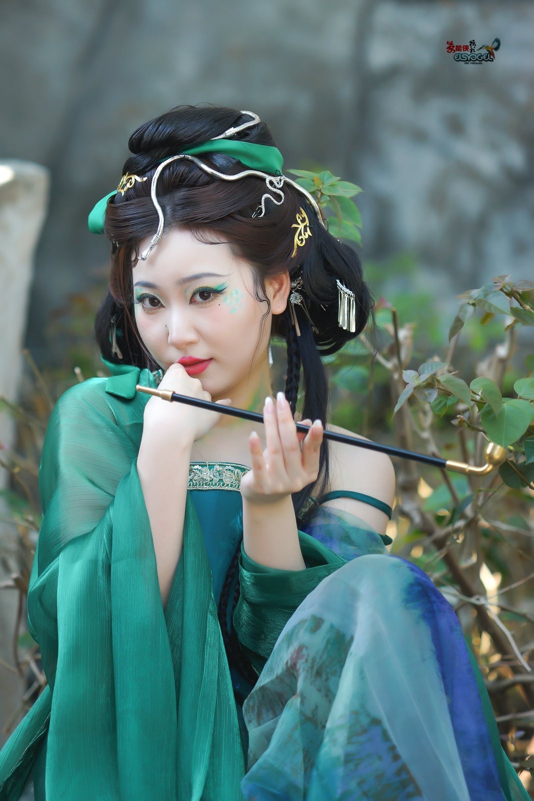 【魅惑青蛇妖】---小魚