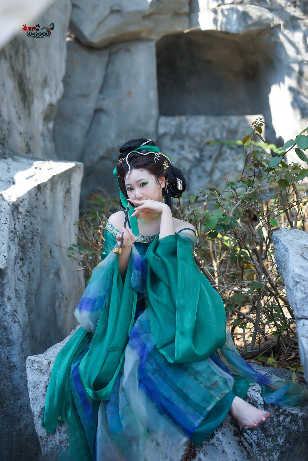 【魅惑青蛇妖】---小魚