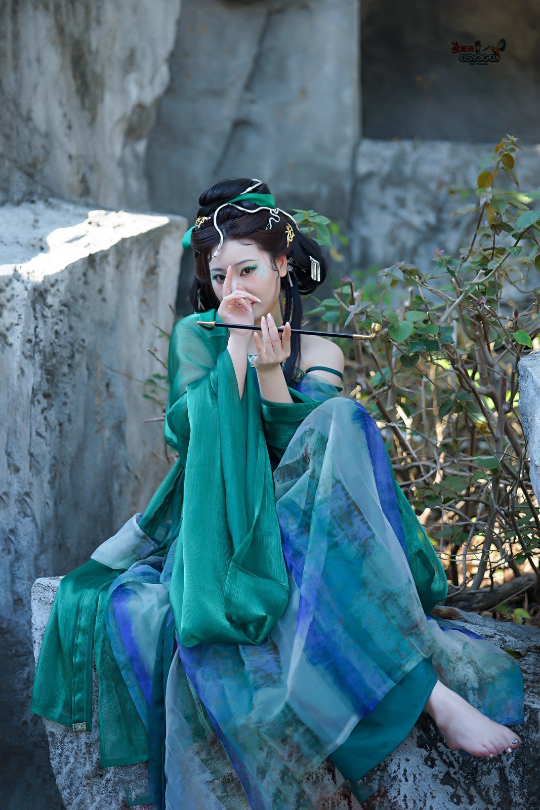 【魅惑青蛇妖】---小魚