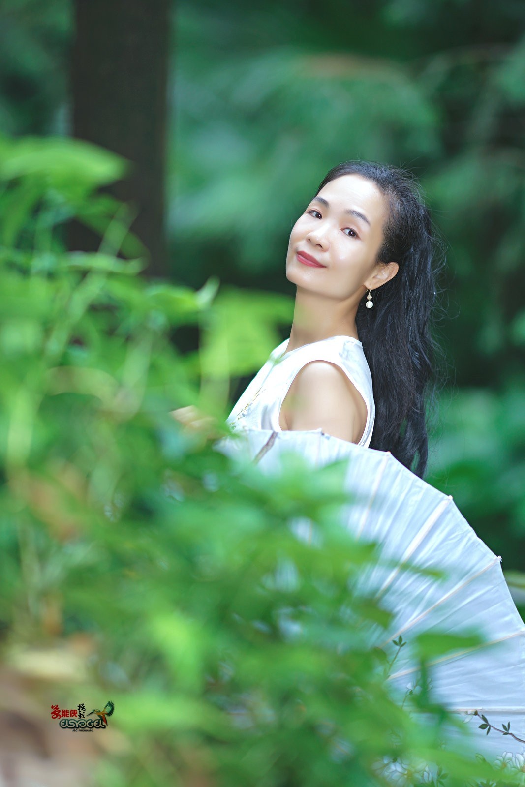 【天青色等烟雨】---小杨