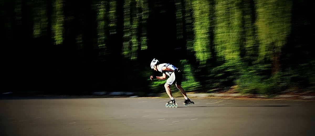 晨练--轮滑美姿