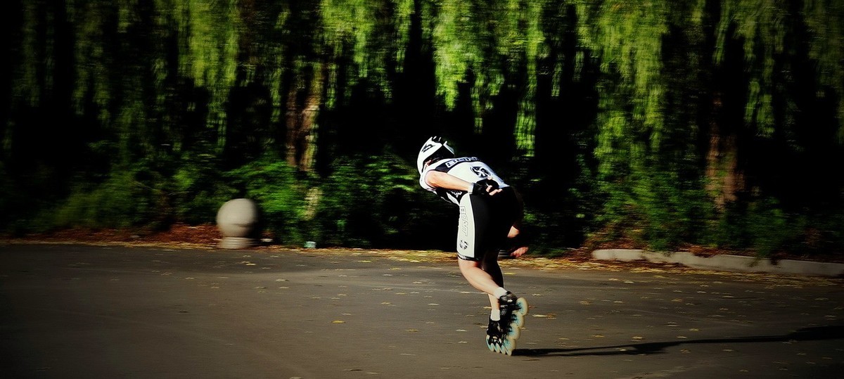 晨练--轮滑美姿