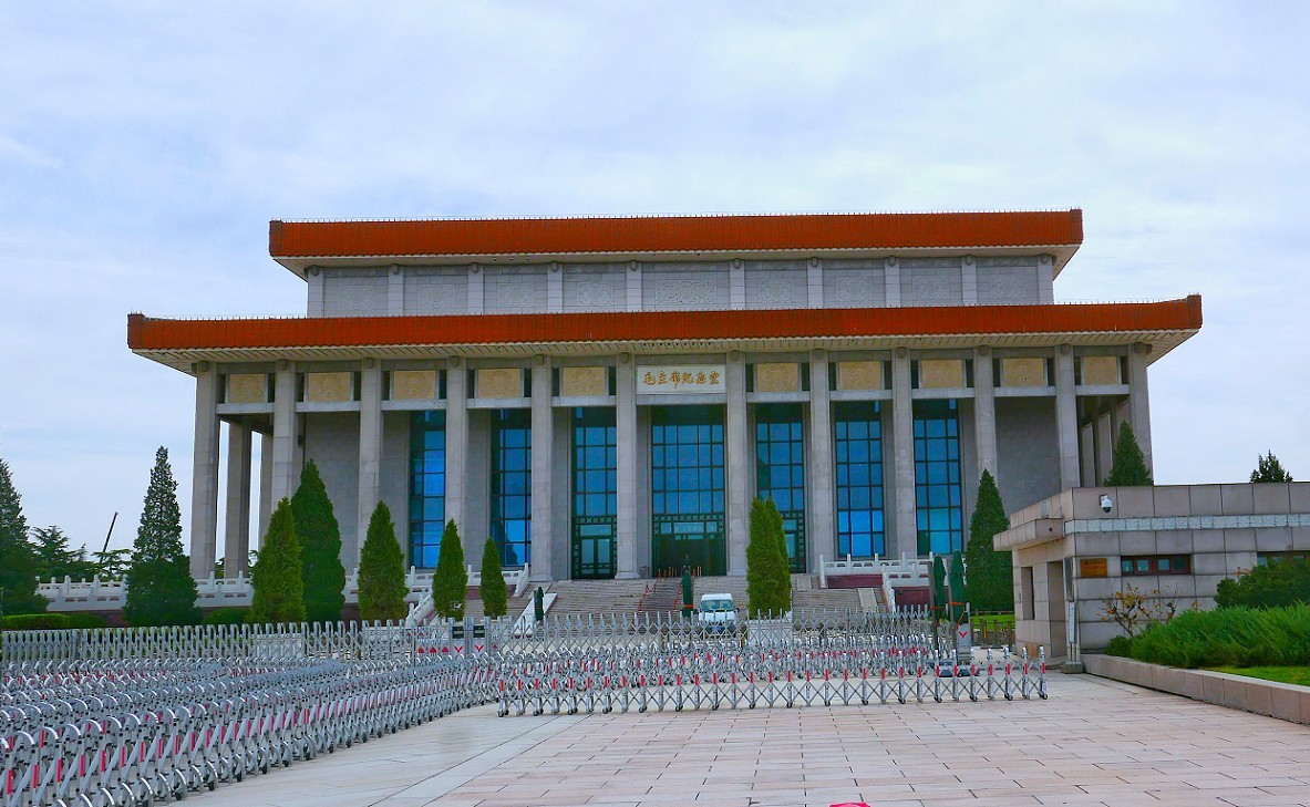 拜年请假贴《北京天安门广场》《我爱北京天安门》祝大家过年好！给各位拜个早年！