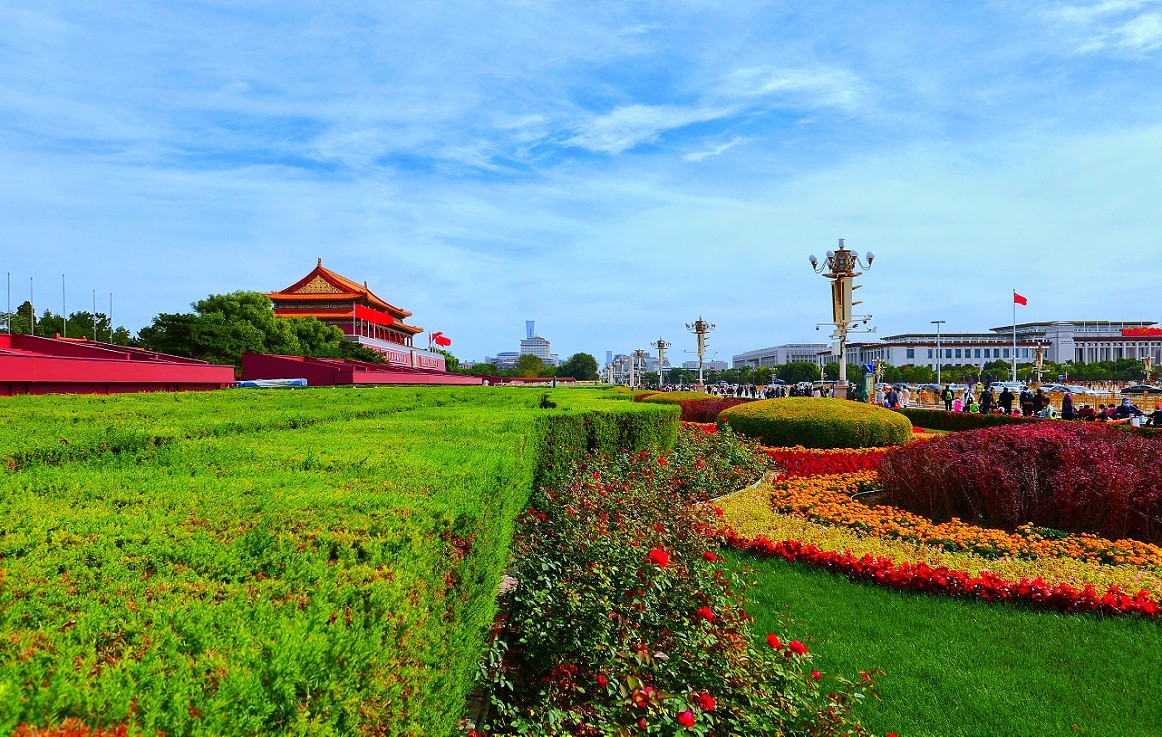 拜年请假贴《北京天安门广场》《我爱北京天安门》祝大家过年好！给各位拜个早年！