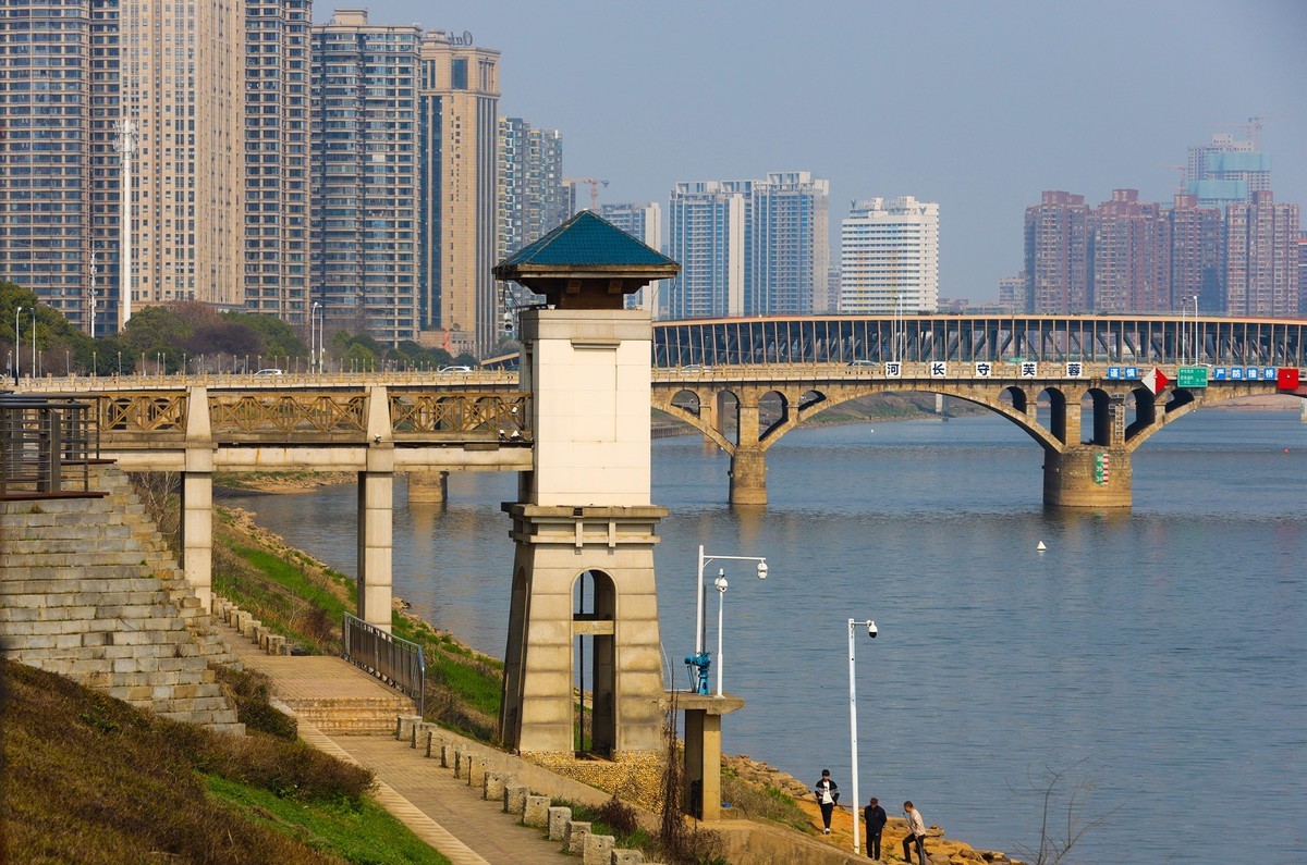 浏阳河弯过了几道弯