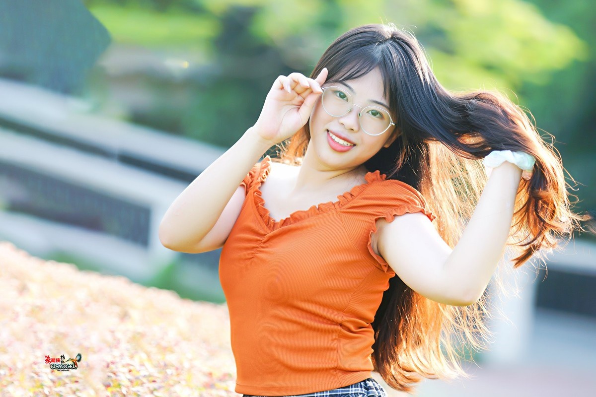 【阳光可爱少女】--- 麦停