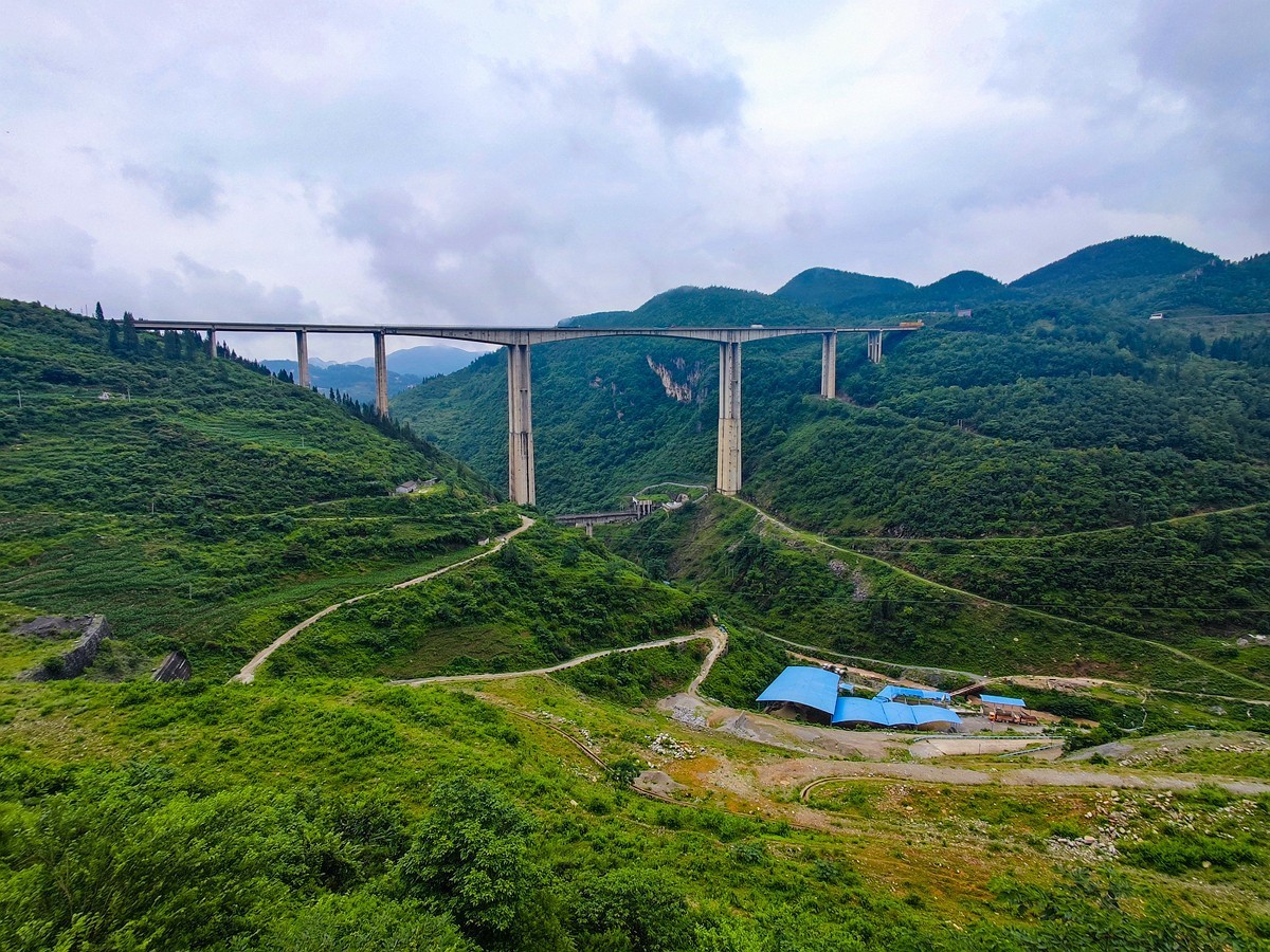 蜀滇黔渝鄂骑游随拍9——所见所拍