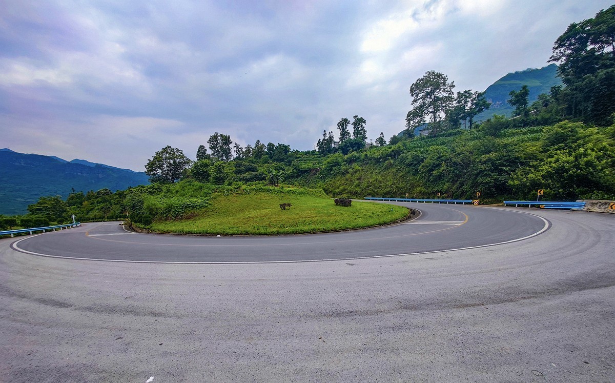 蜀滇黔渝鄂骑游随拍9——所见所拍