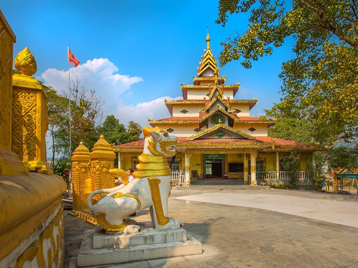 2025-04-10云南瑞丽姐勒金塔 （二）