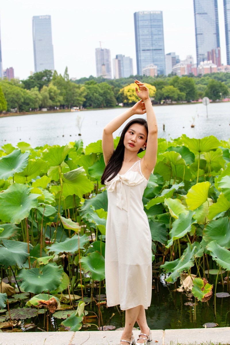 荷花池旁抓拍 11