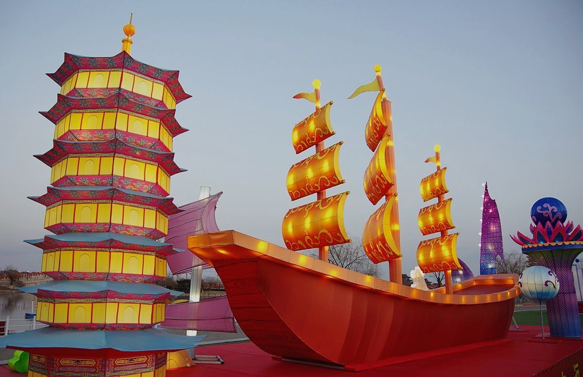 #2023不一样的春节#  花灯与时俱进