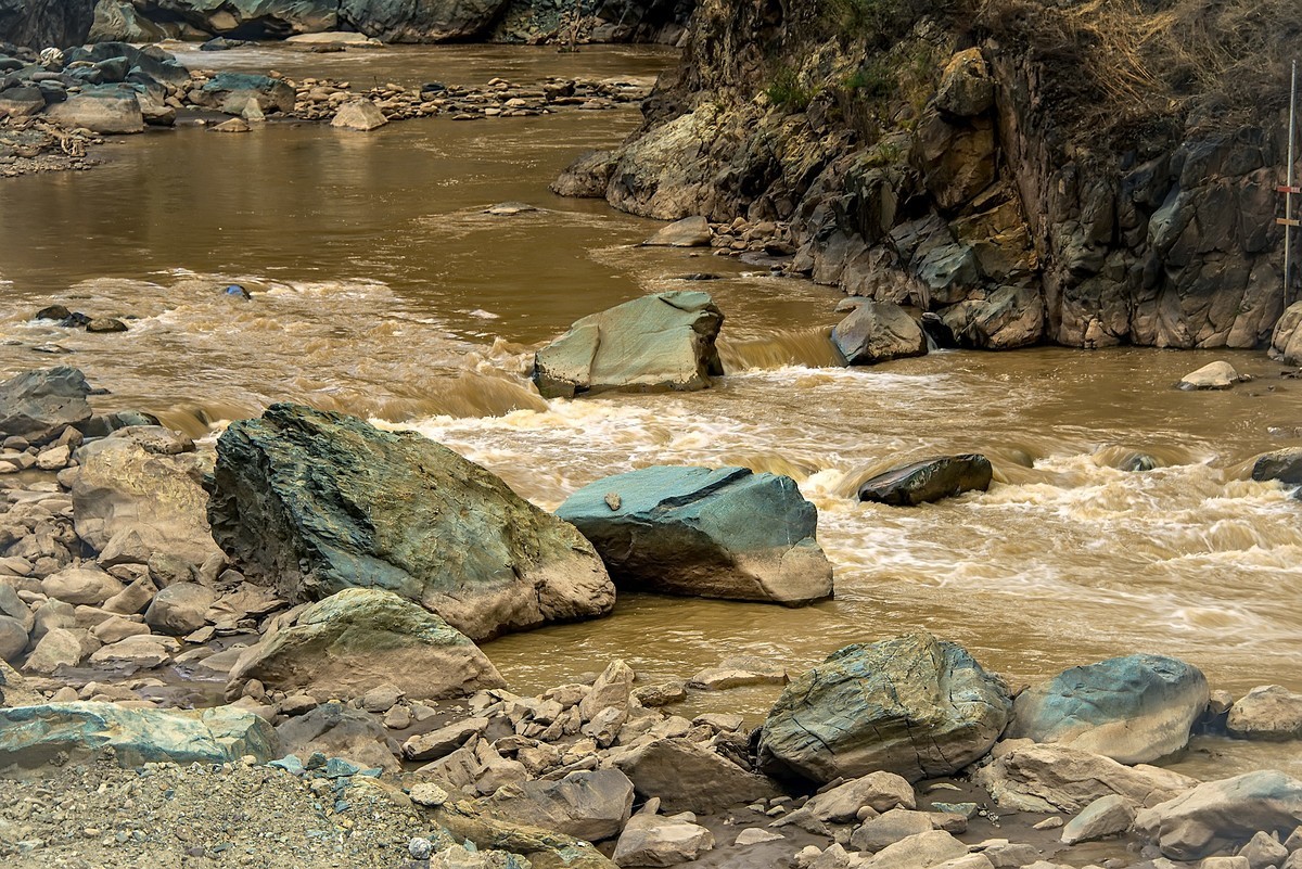 2019.06.进藏回顾 之 离开姊妹湖，跨过金沙江，走进新西藏