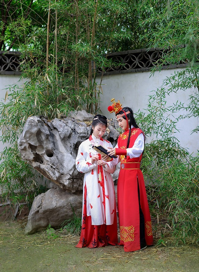 走进大观园致敬精典