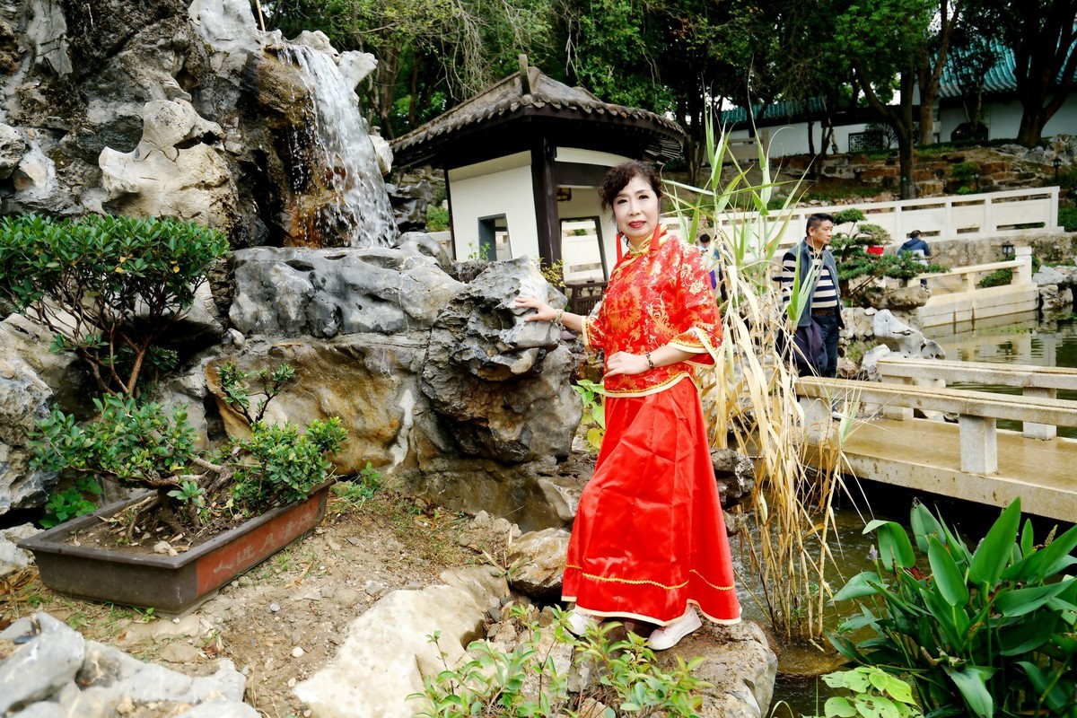 环境人像---古琴台的古装美女！