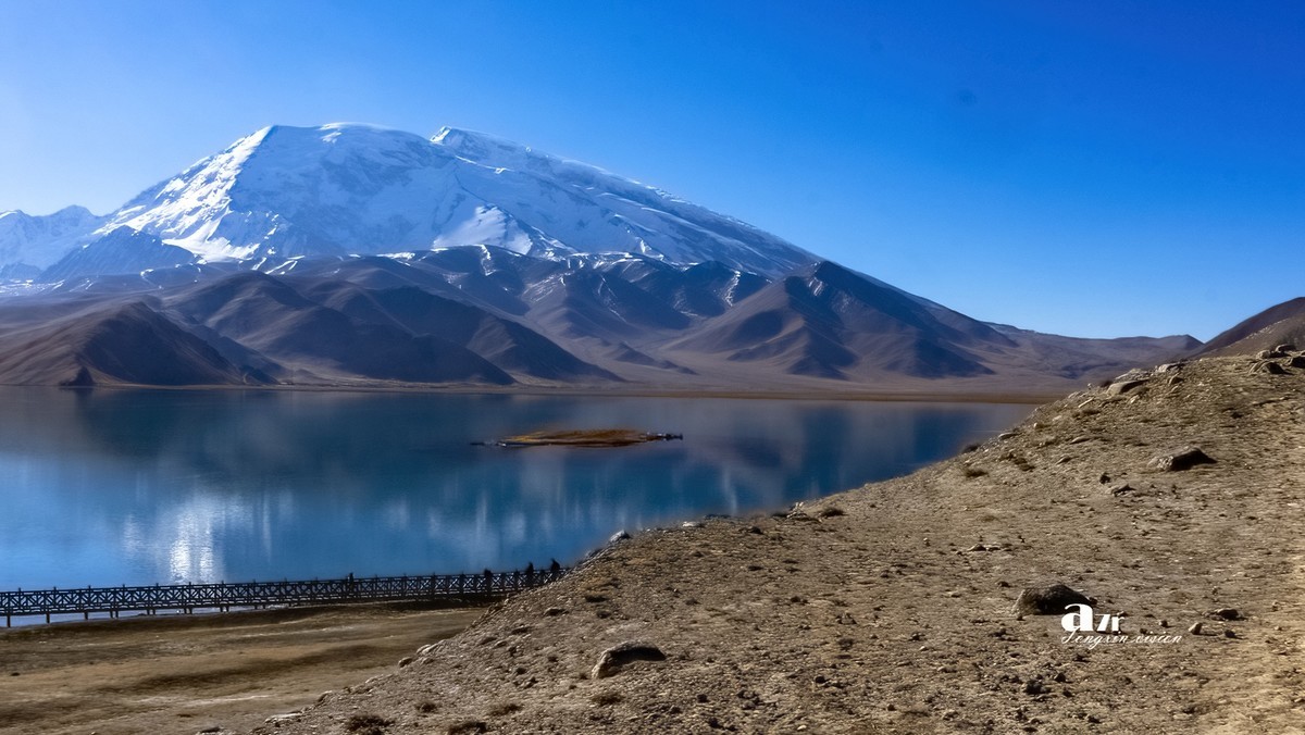 南疆行——帕米尔高原慕士塔格峰、喀拉库勒湖、公格尔九别峰（4）