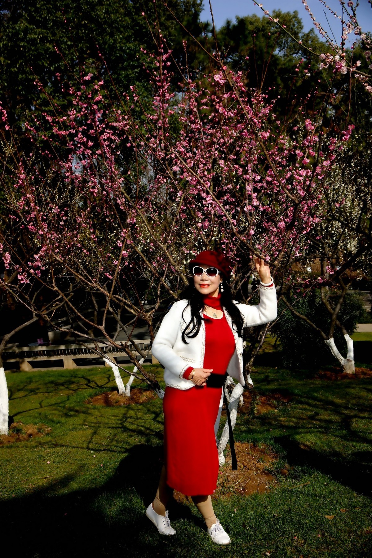 环境人像---东湖春游中的美女！