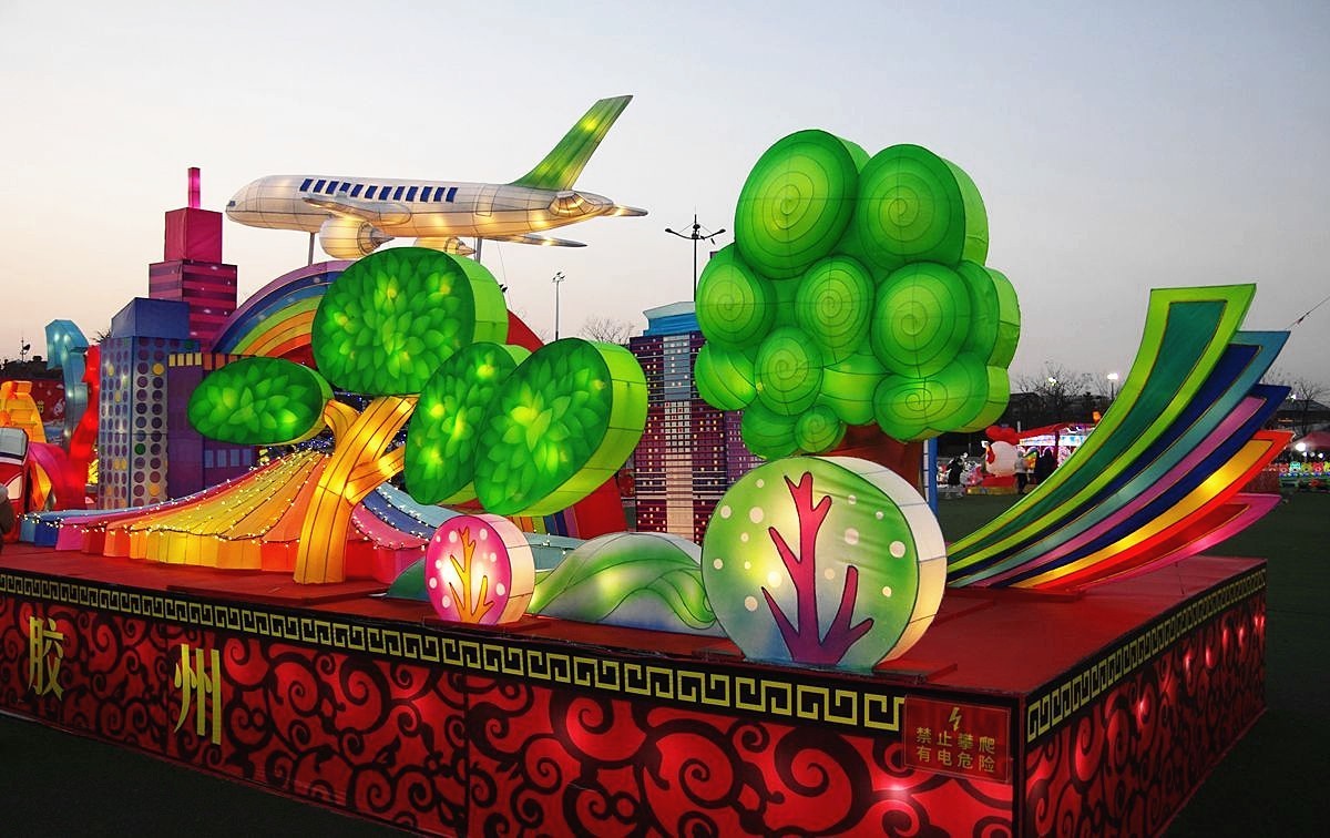 #2023不一样的春节#  花灯与时俱进