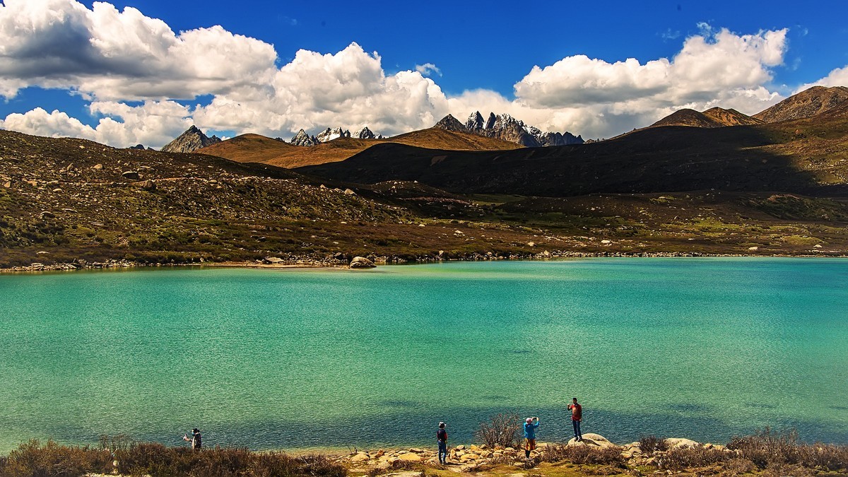 2019.06.进藏回顾 之 离开姊妹湖，跨过金沙江，走进新西藏