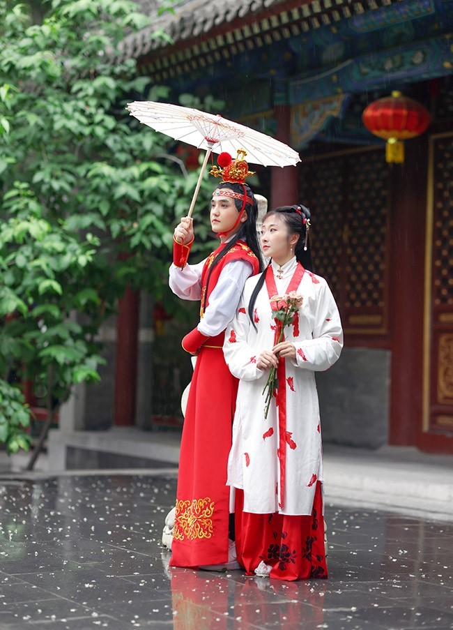 走进大观园致敬精典