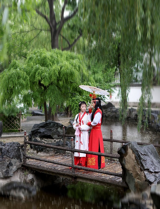 走进大观园致敬精典