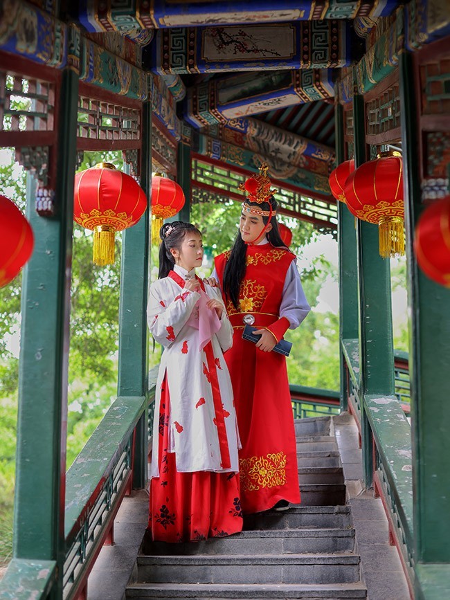 走进大观园致敬精典