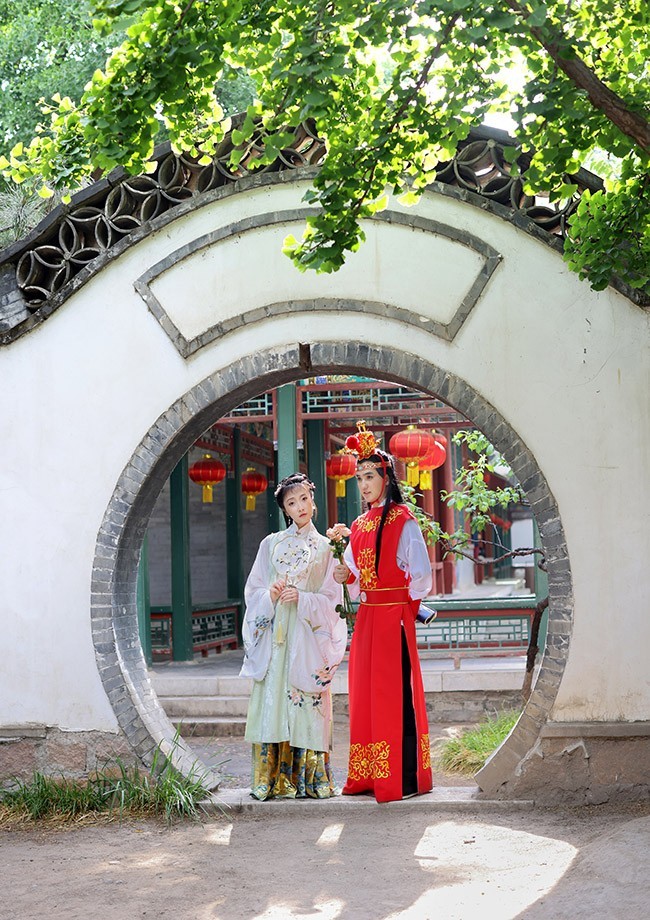 走进大观园致敬精典