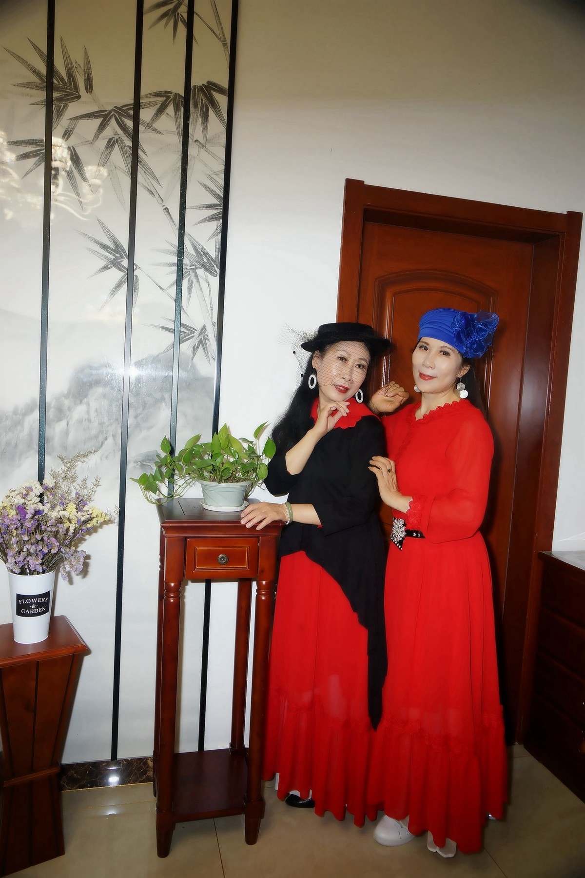 室内环境人像---聚会中的美女！