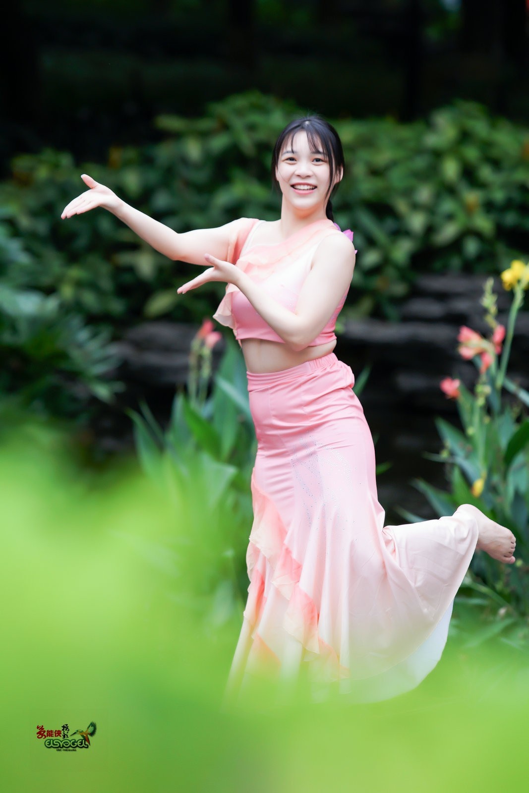 【夏日傣族舞女】---佳佳