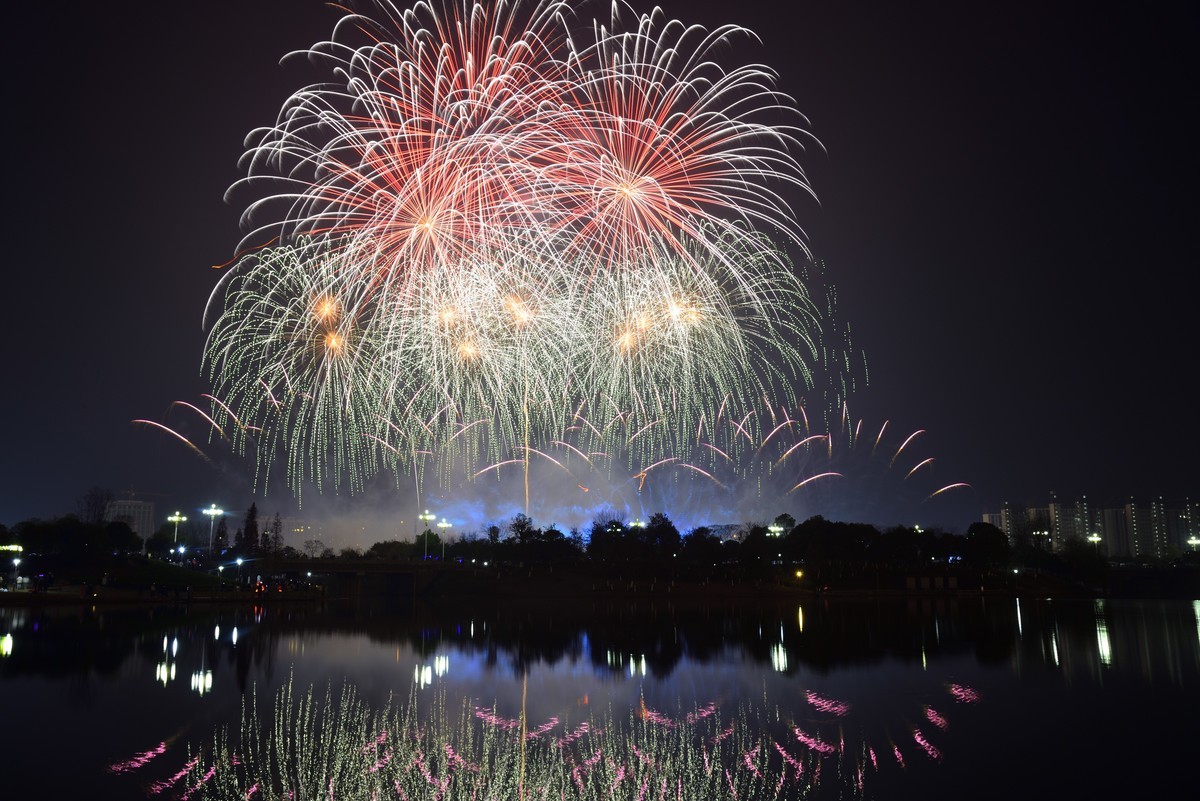 跨年焰火 （4）