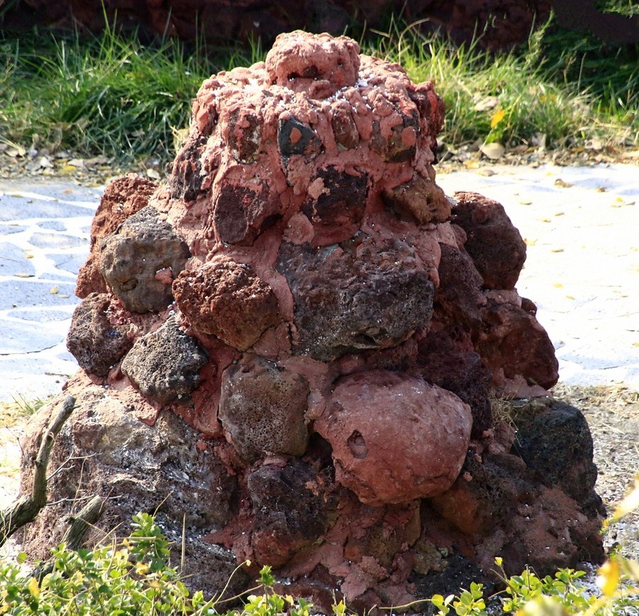 《不老松：纪实摄影》大美沧州系列報道：海兴小山火山地质公园(07)马溜山岩石！