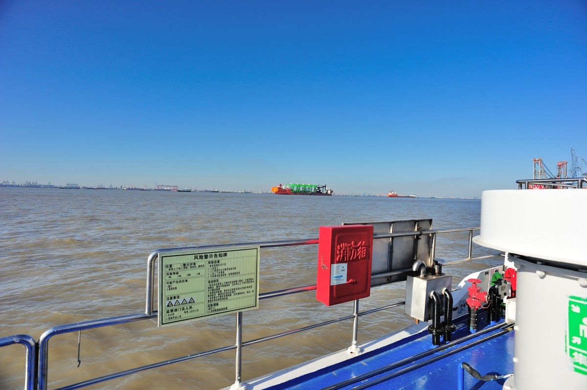 长兴--水路-->吴淞（宝山）--公路-->长兴