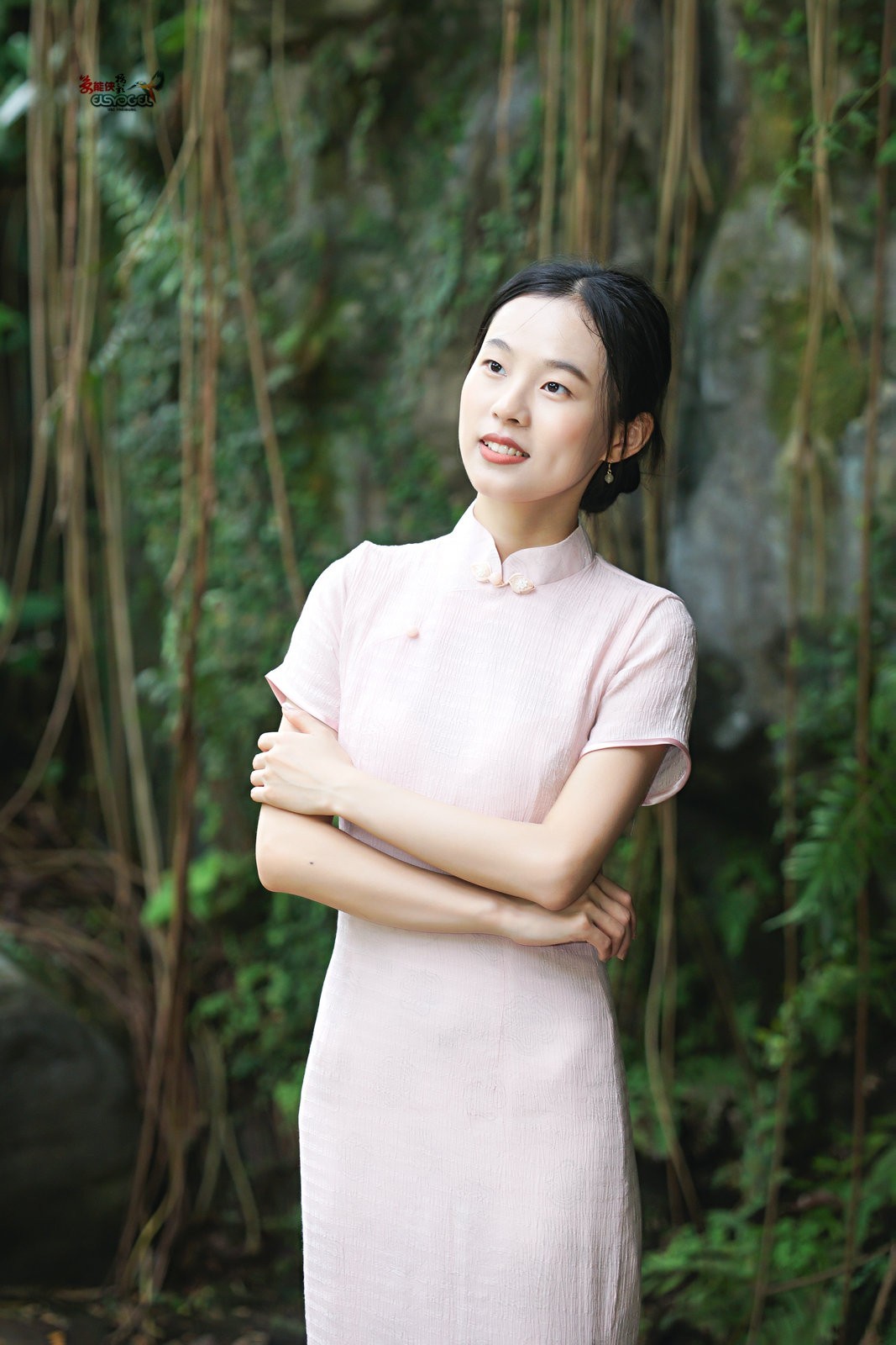 【兰缘少女】---莹莹